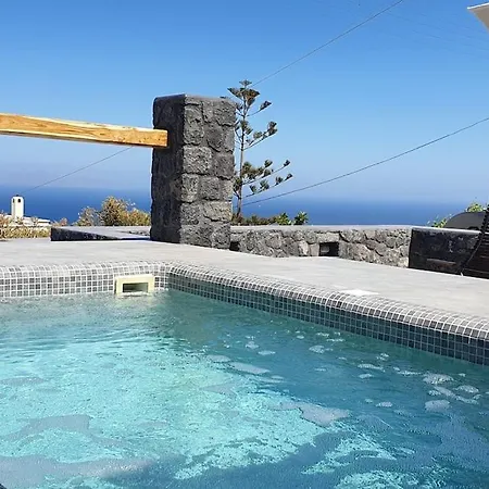 Maya House Imerovigli (Santorini)